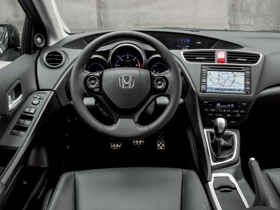  Honda Civic Tourer Sports Pack 2013 года  (фото 6 из 18)
